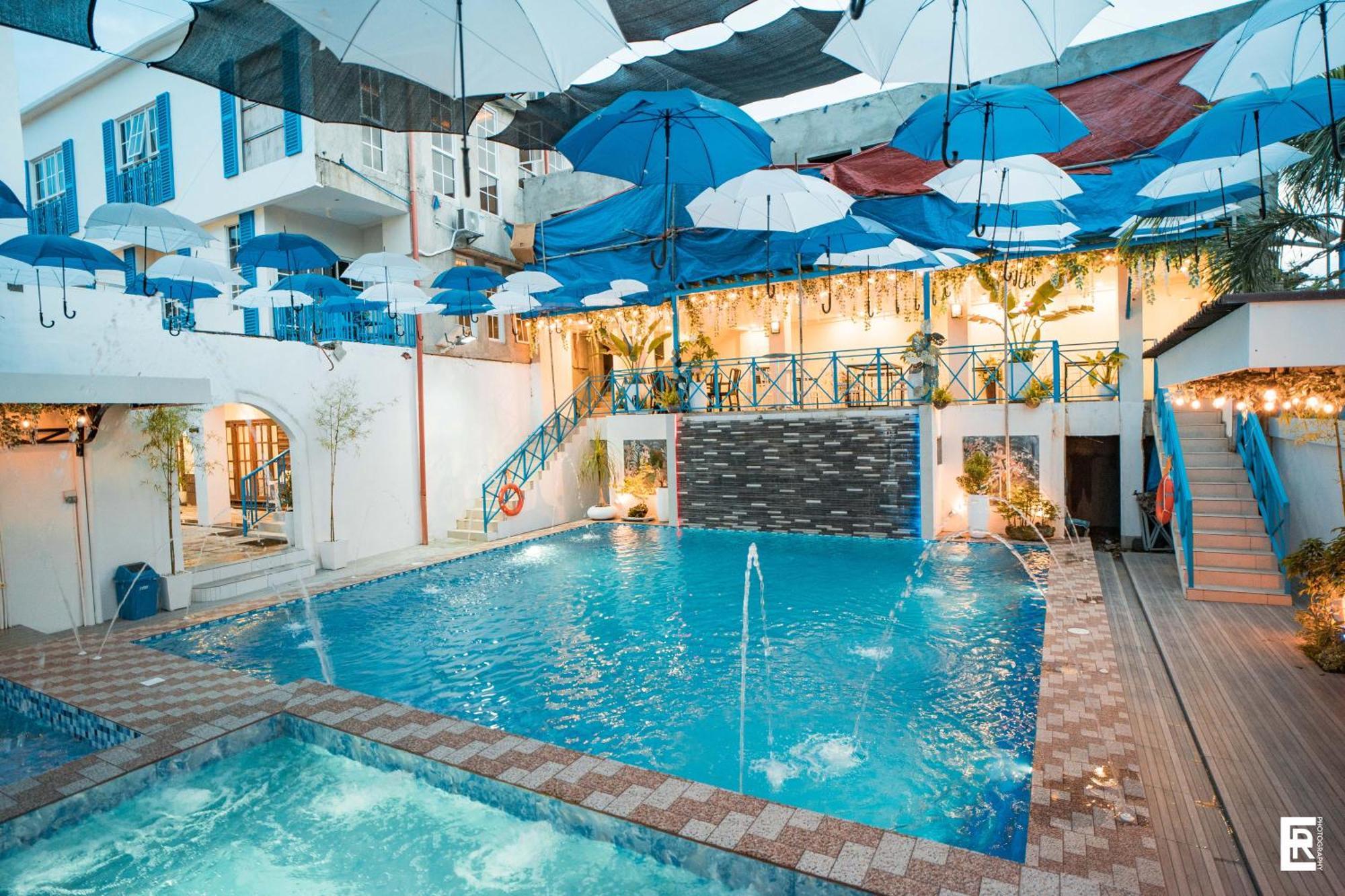Bernese Resort Hotel Powered By Cocotel Ligao Bagian luar foto