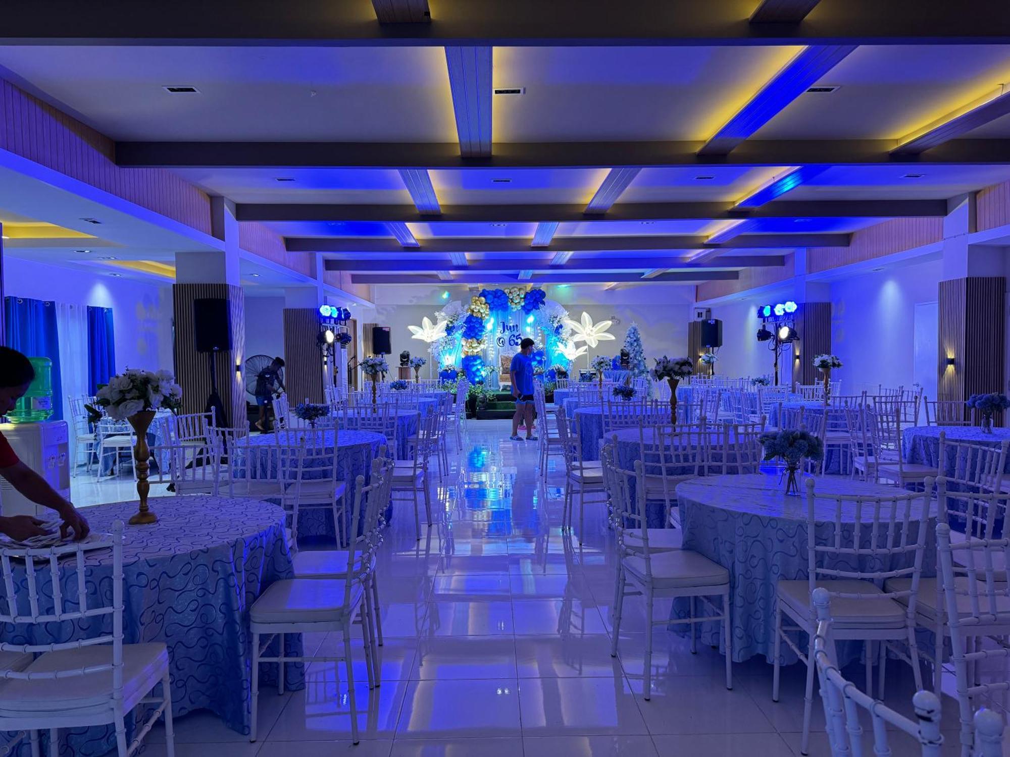 Bernese Resort Hotel Powered By Cocotel Ligao Bagian luar foto